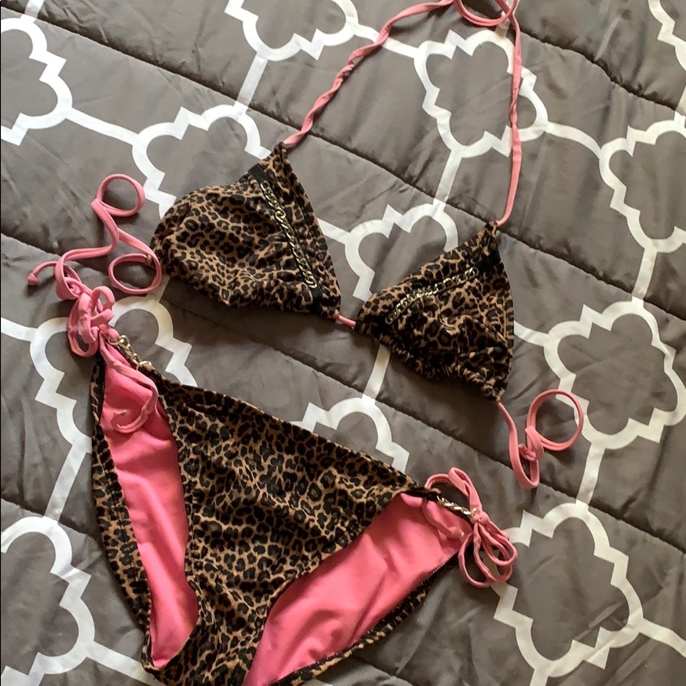 Bathing suit